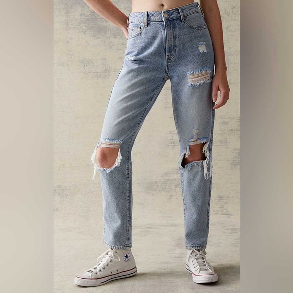 Pacsun blue mom jeans 25 short length distressed